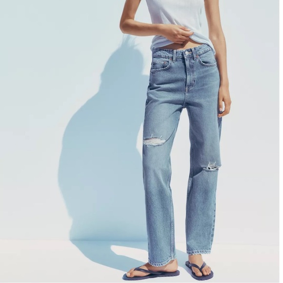 Zara Denim - Zara The Ripped High Waist Mom Jeans NWT 0
